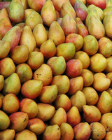 Mexican Pears at Market 8X10-16X20